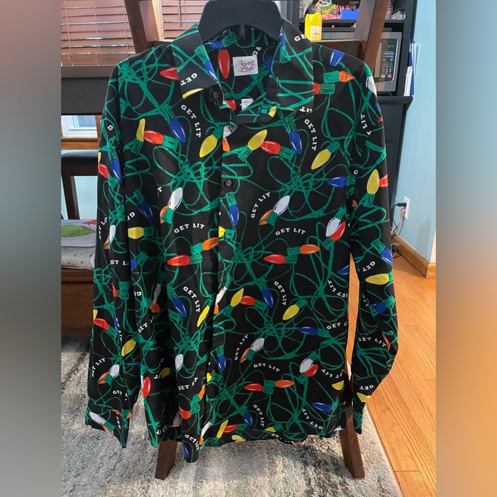 Men’s XL Christmas “get lit” shirt